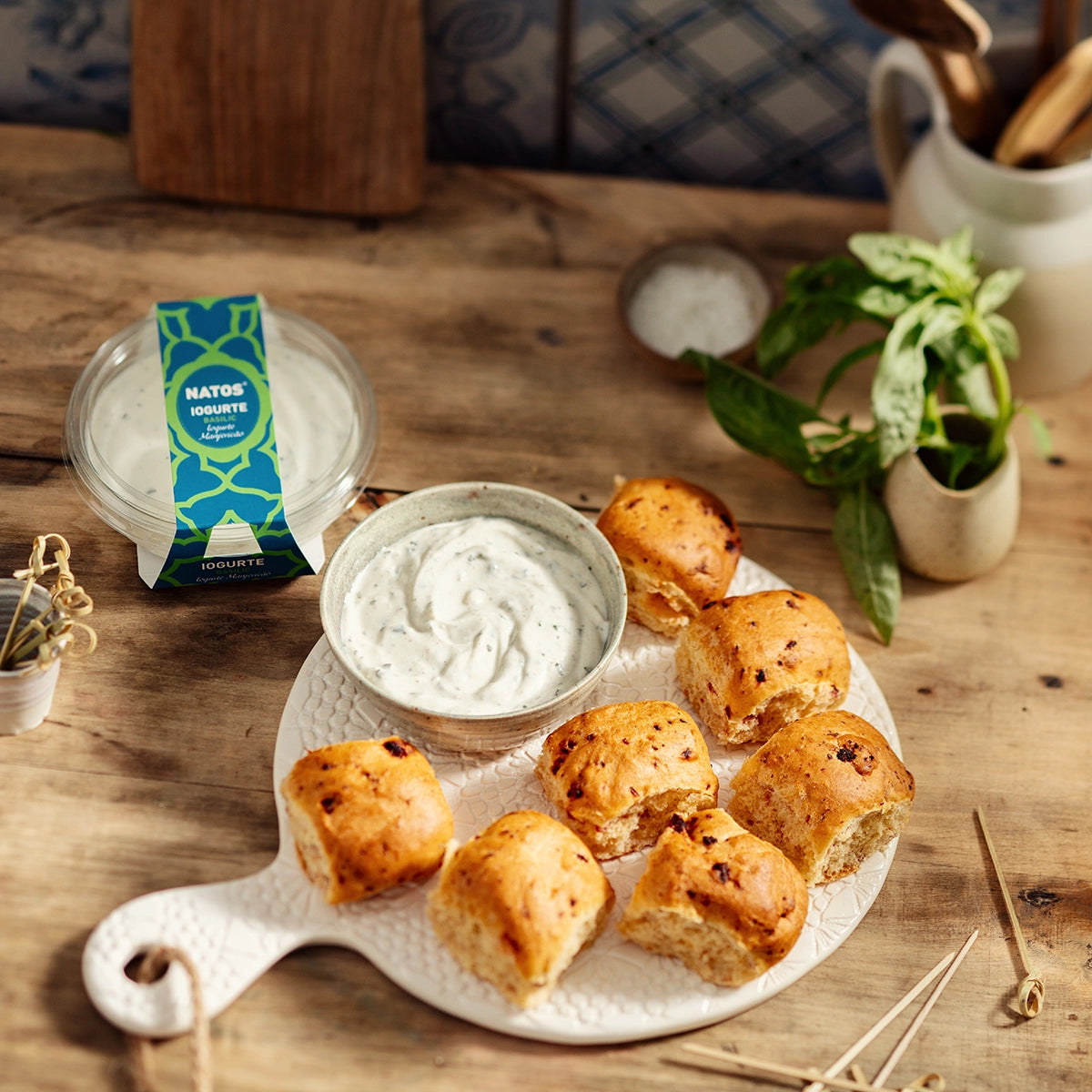 Notre iogurte basilic, idéal pour accompagner notre brioche au chorizo et lard